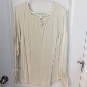 Under armor yoga top new without tags